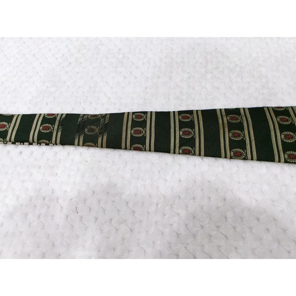 Tommy Hilfiger Mens 4